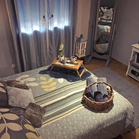 D'hotes L'intemporelle Bed & Breakfast Saint-Cyprien (Pyrenees-Orientales)