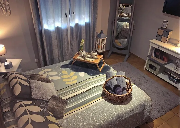 D'hotes L'intemporelle Bed & Breakfast Saint-Cyprien (Pyrenees-Orientales)